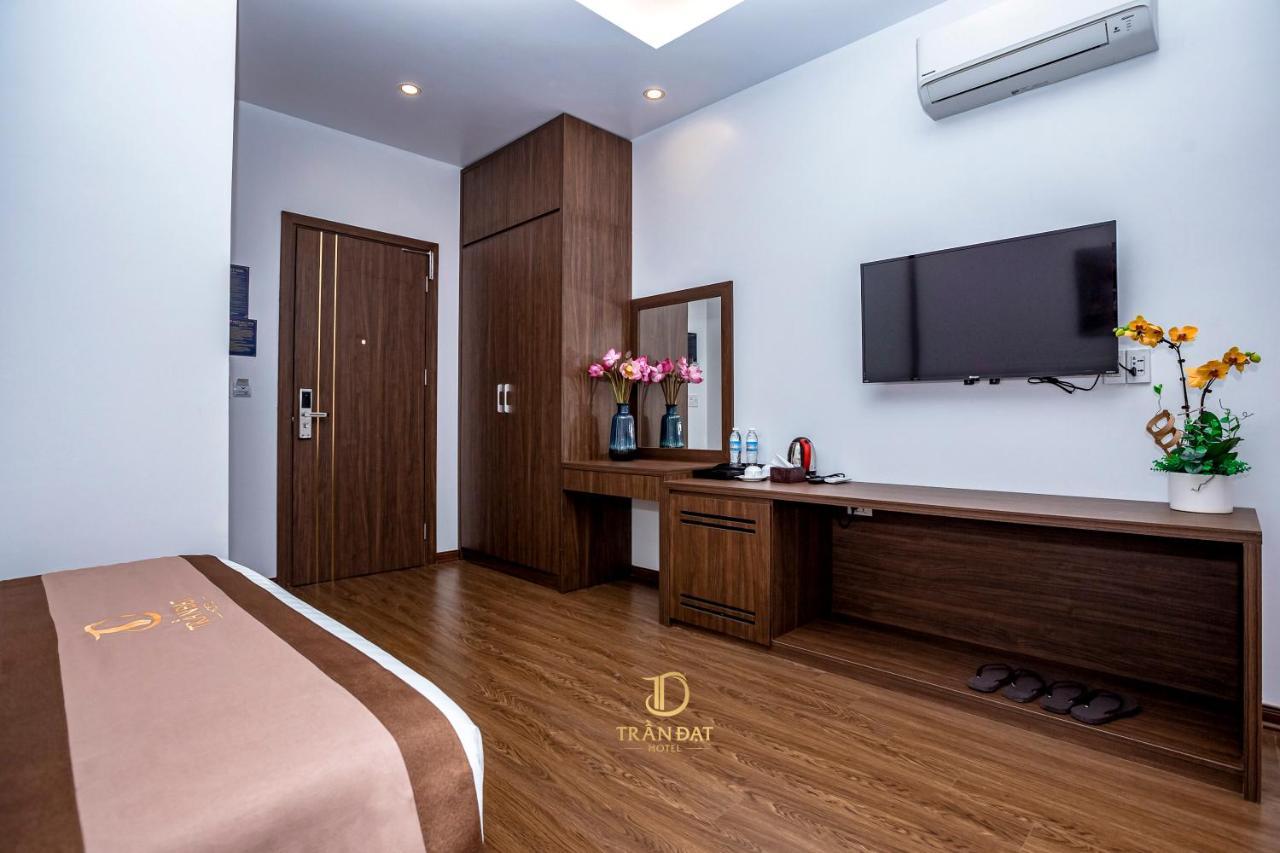 Tran Dat Hotel Hạ Long Extérieur photo